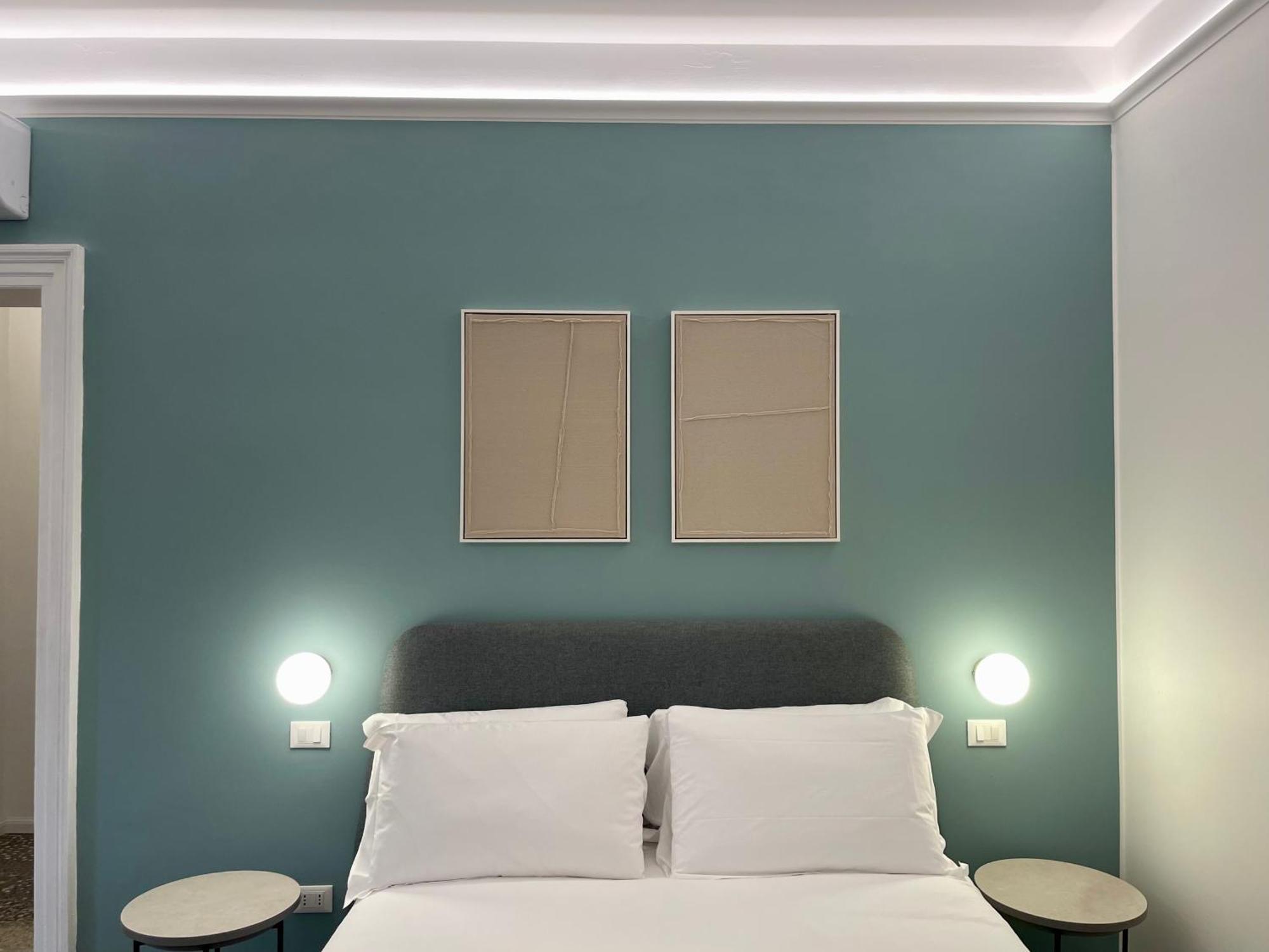Relstay - Assarotti Suites Janov Exteriér fotografie