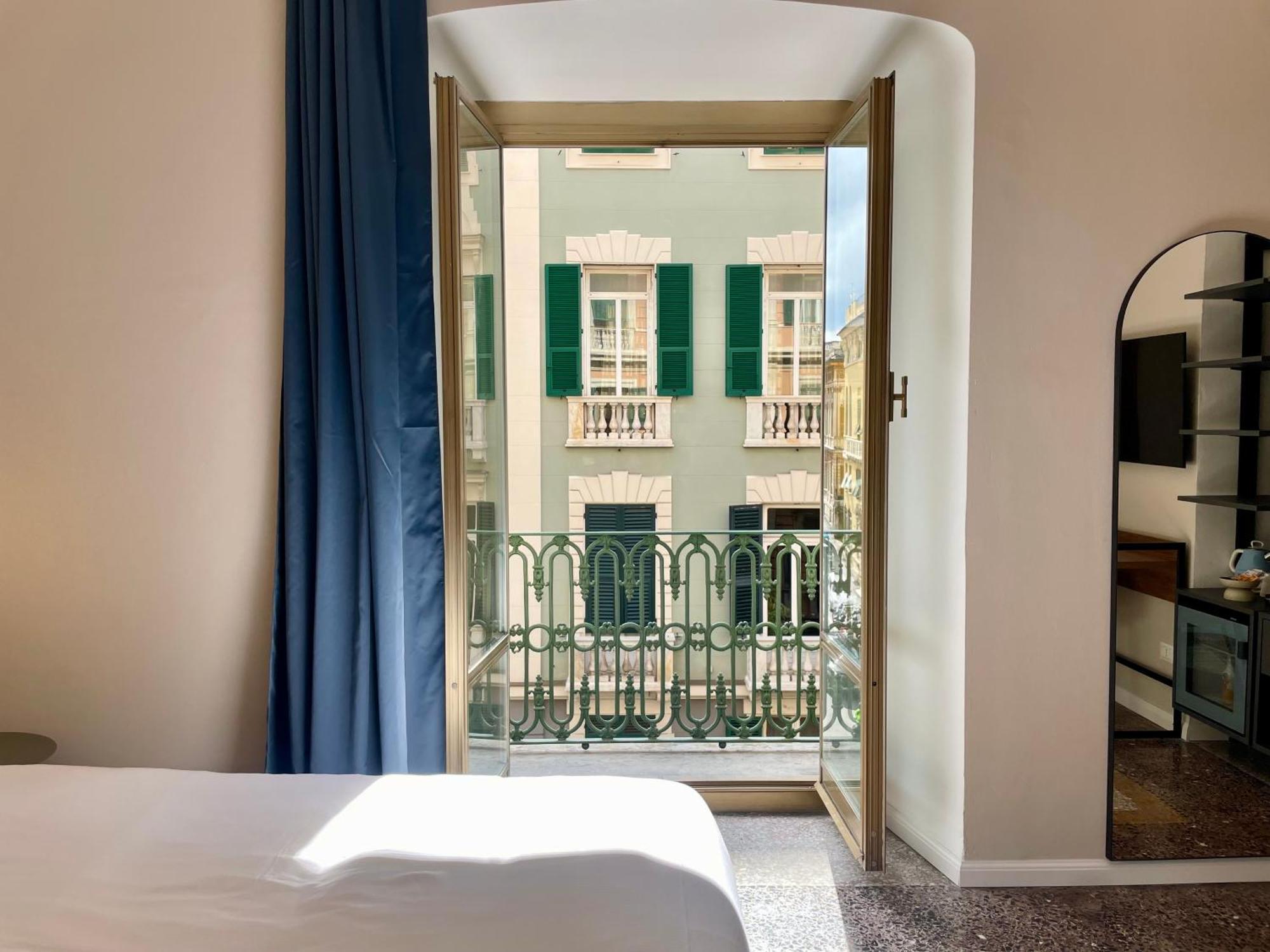 Relstay - Assarotti Suites Janov Exteriér fotografie