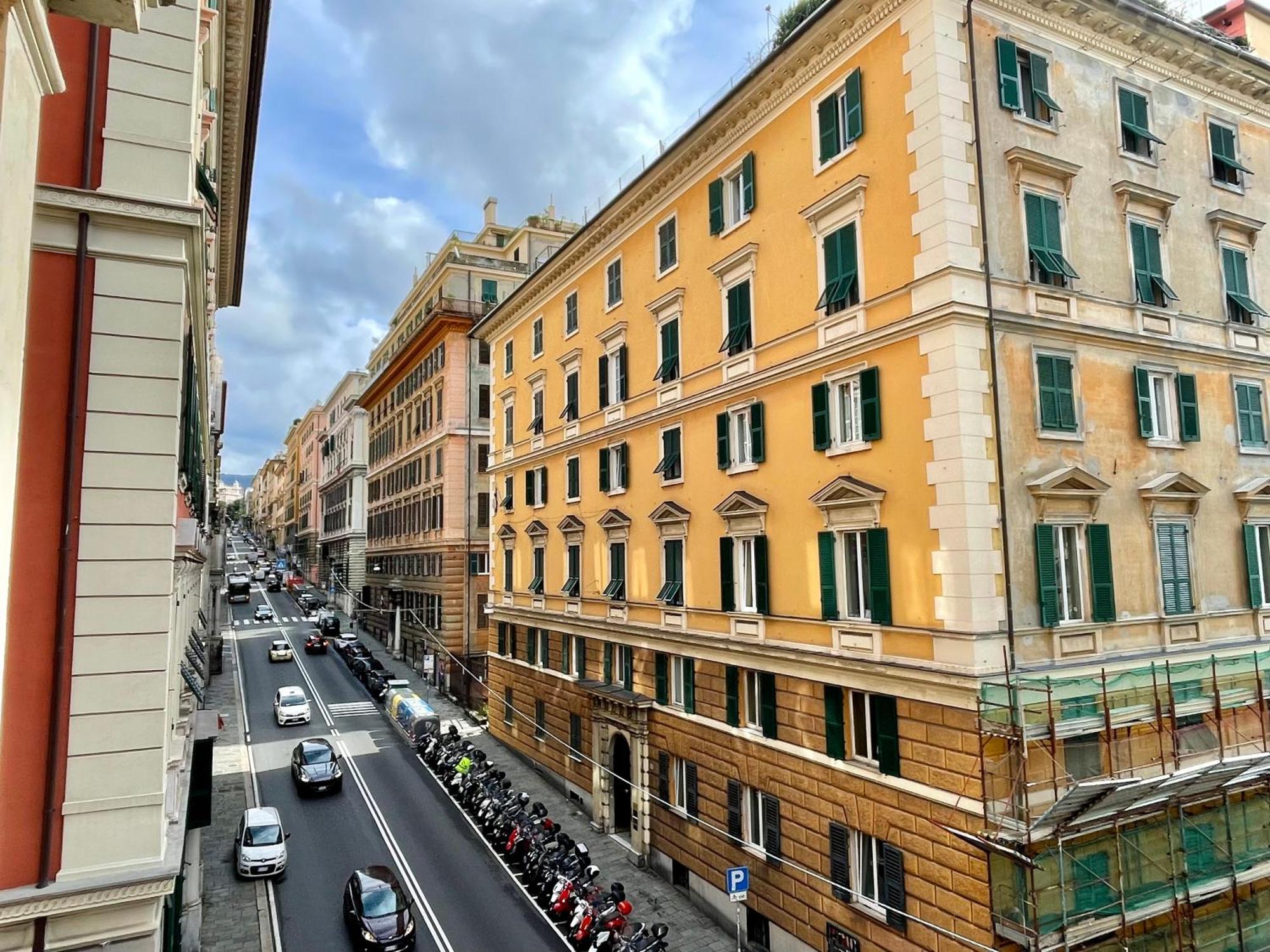 Relstay - Assarotti Suites Janov Exteriér fotografie